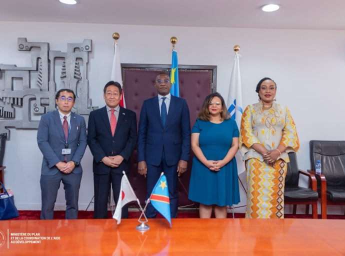 La RDC et le Japon signent deux accords majeurs sur les infrastructures routières et l'alimentation